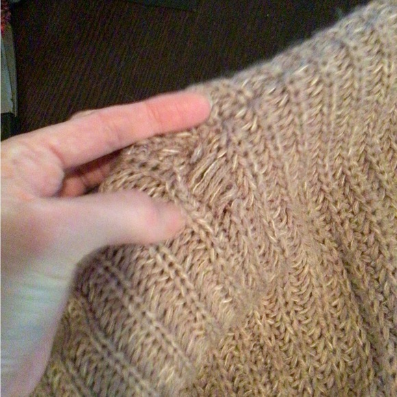 FINAL ! UO heathered Rose cocoon sweater *read - Picture 6 of 13